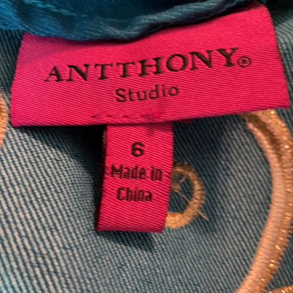 Jacket - Picture 3 of 3